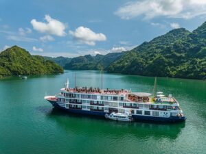 2-Day Lan Ha Bay 5-Star Cruise sailing through emerald waters and limestone karsts